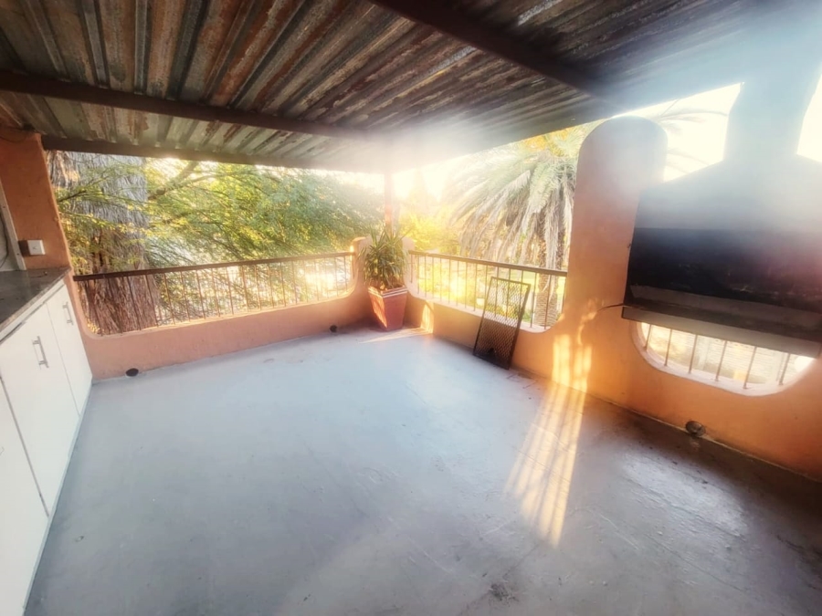 3 Bedroom Property for Sale in Uitsig Free State